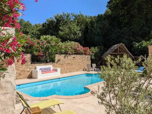 Parc & Pool @ Manoir de Gémenos